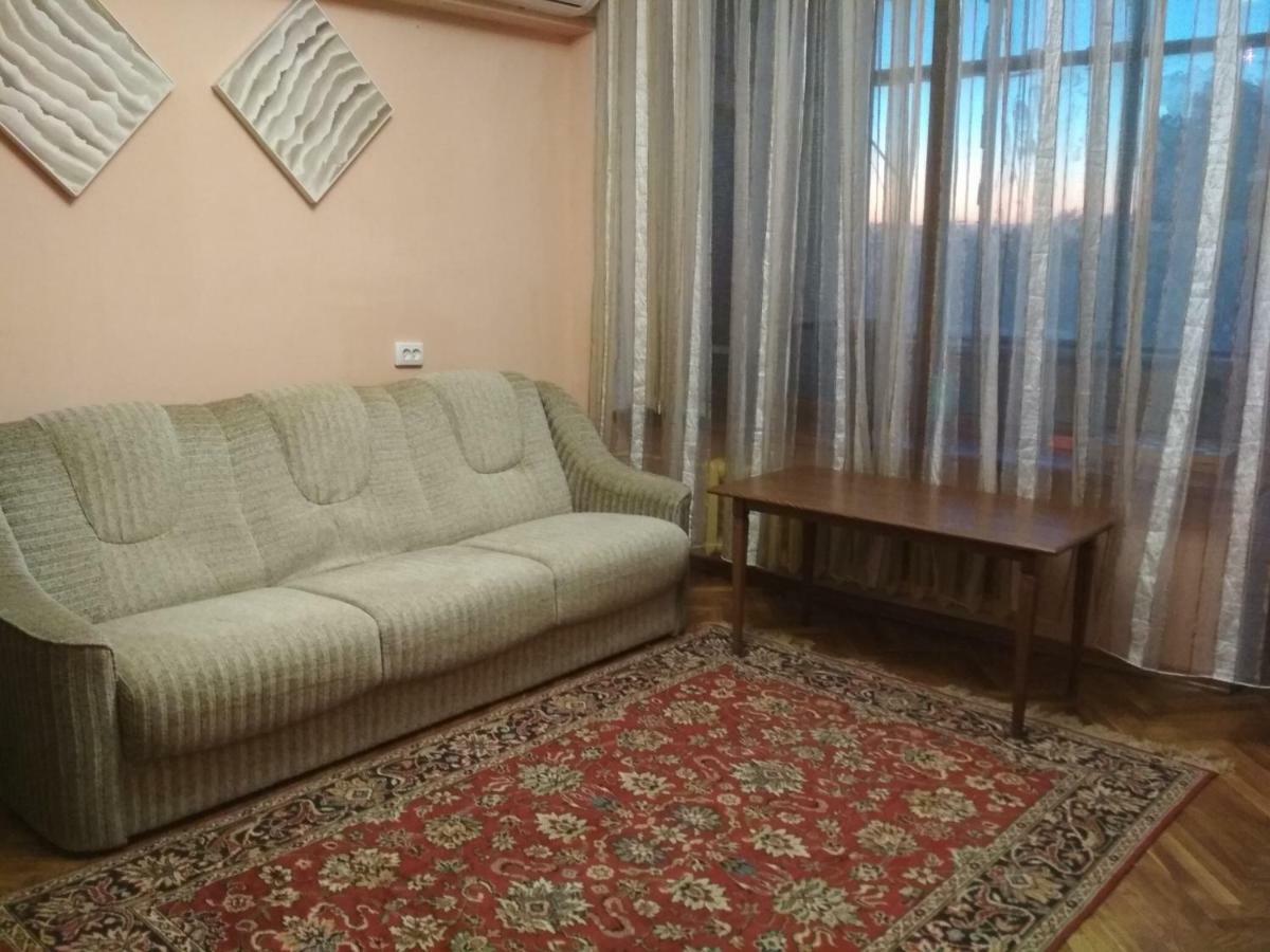 Lighthouse Apartment Chişinău Extérieur photo
